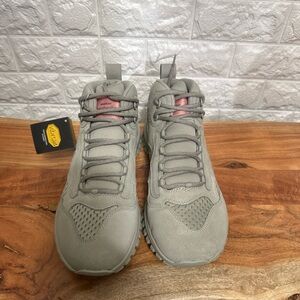 Brandblack Vibram Trail Hiking Shoes Gray Men’s‎ 11.5 New w/ Tags